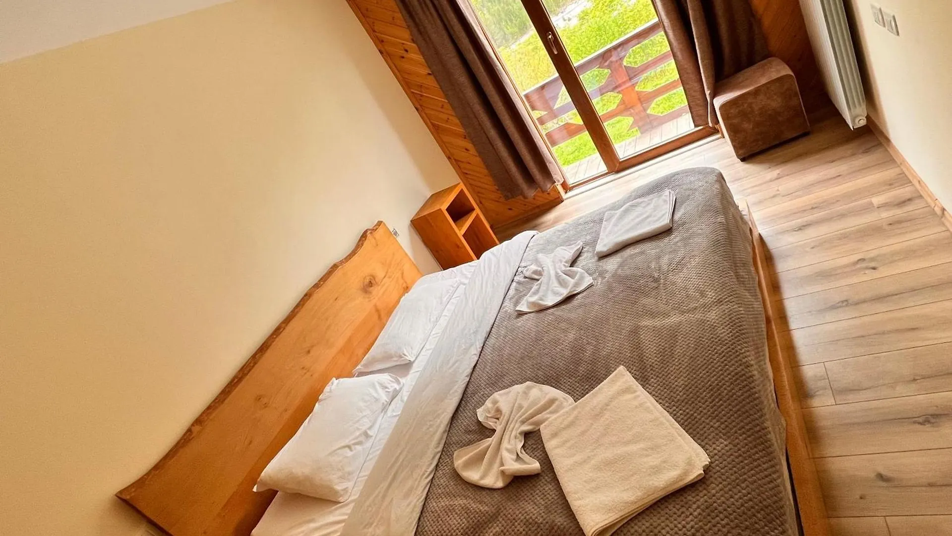 Farm stay Bujtina Polia Villa Theth Albania