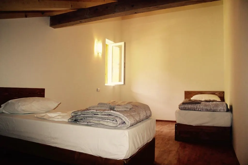 Bujtina Polia Villa Theth 0*,  Albanien