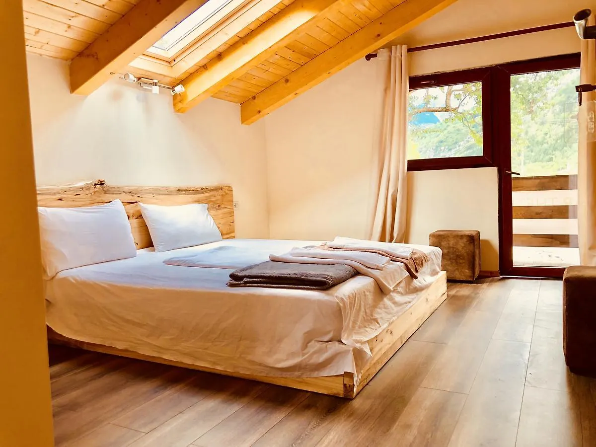 Feriegård Bujtina Polia Villa Theth