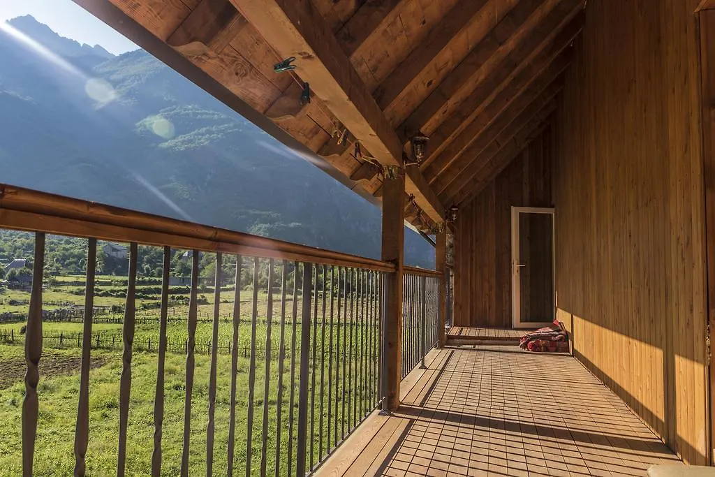 Bauernhof Villa Bujtina Polia Theth Albanien