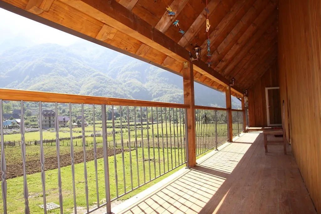 Villa Bujtina Polia Theth